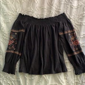 American Eagle off the shoulder long sleeve